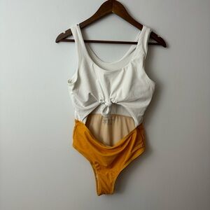 Albion one piece swimsuit size M